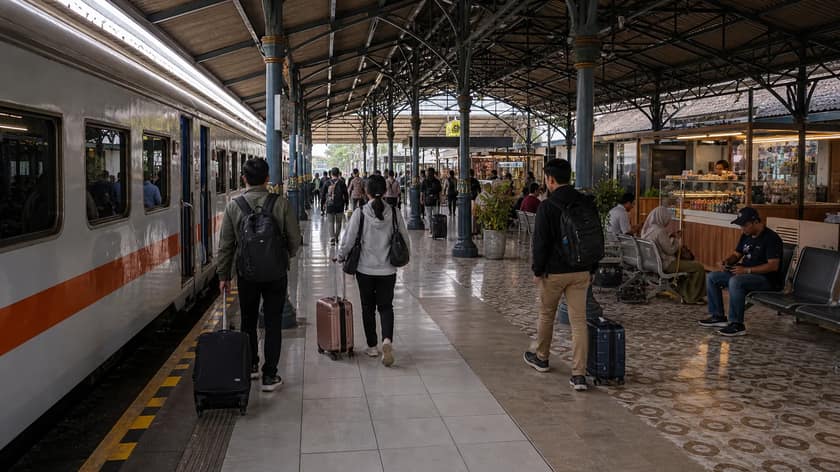 Train platform and travel scene in Java