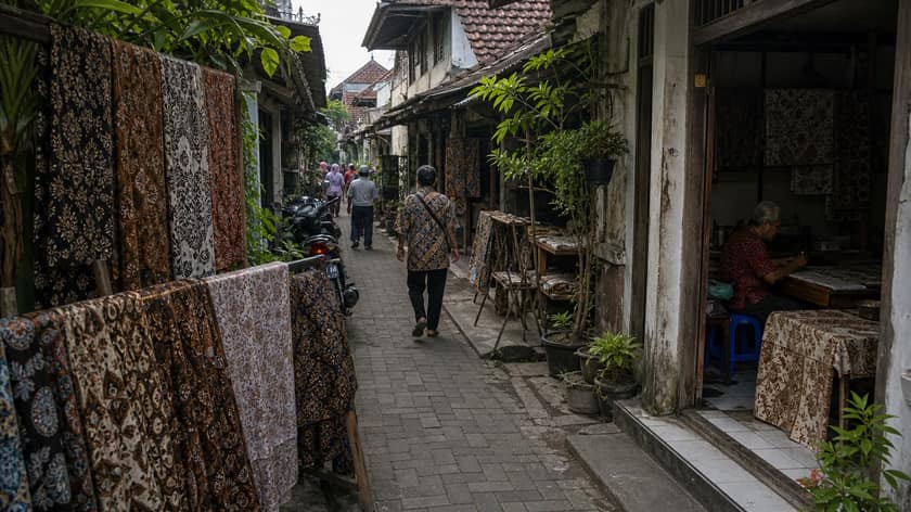 Batik cloth and craft context in Solo